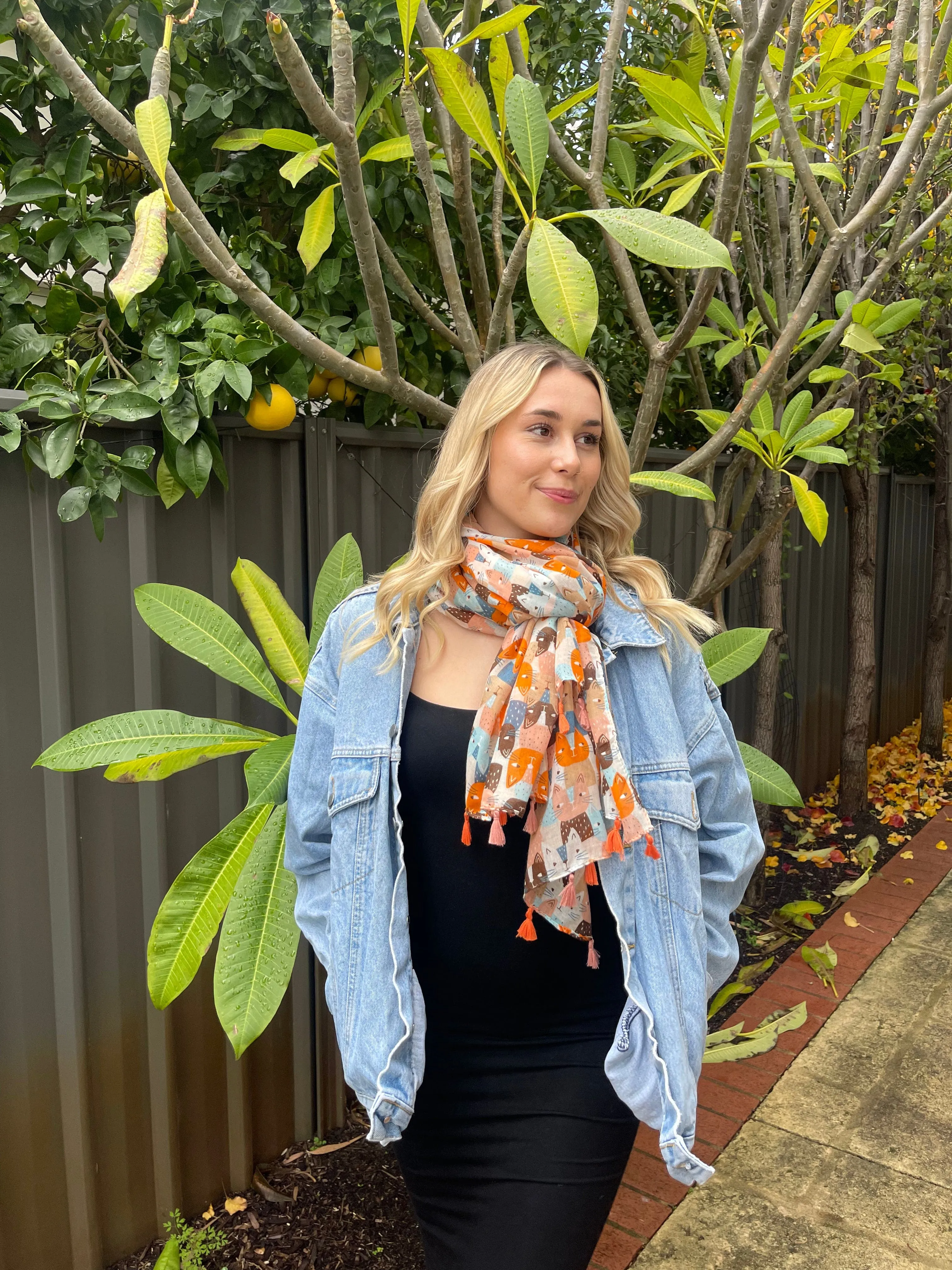 🧡  Cat Scarf - Multicoloured - Tassels