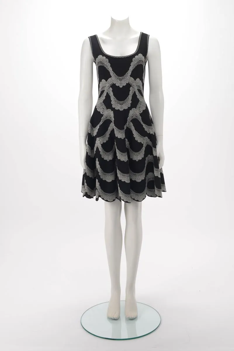 Alexander McQueen Black & White Jacquard Knit Scalloped Hem Dress S