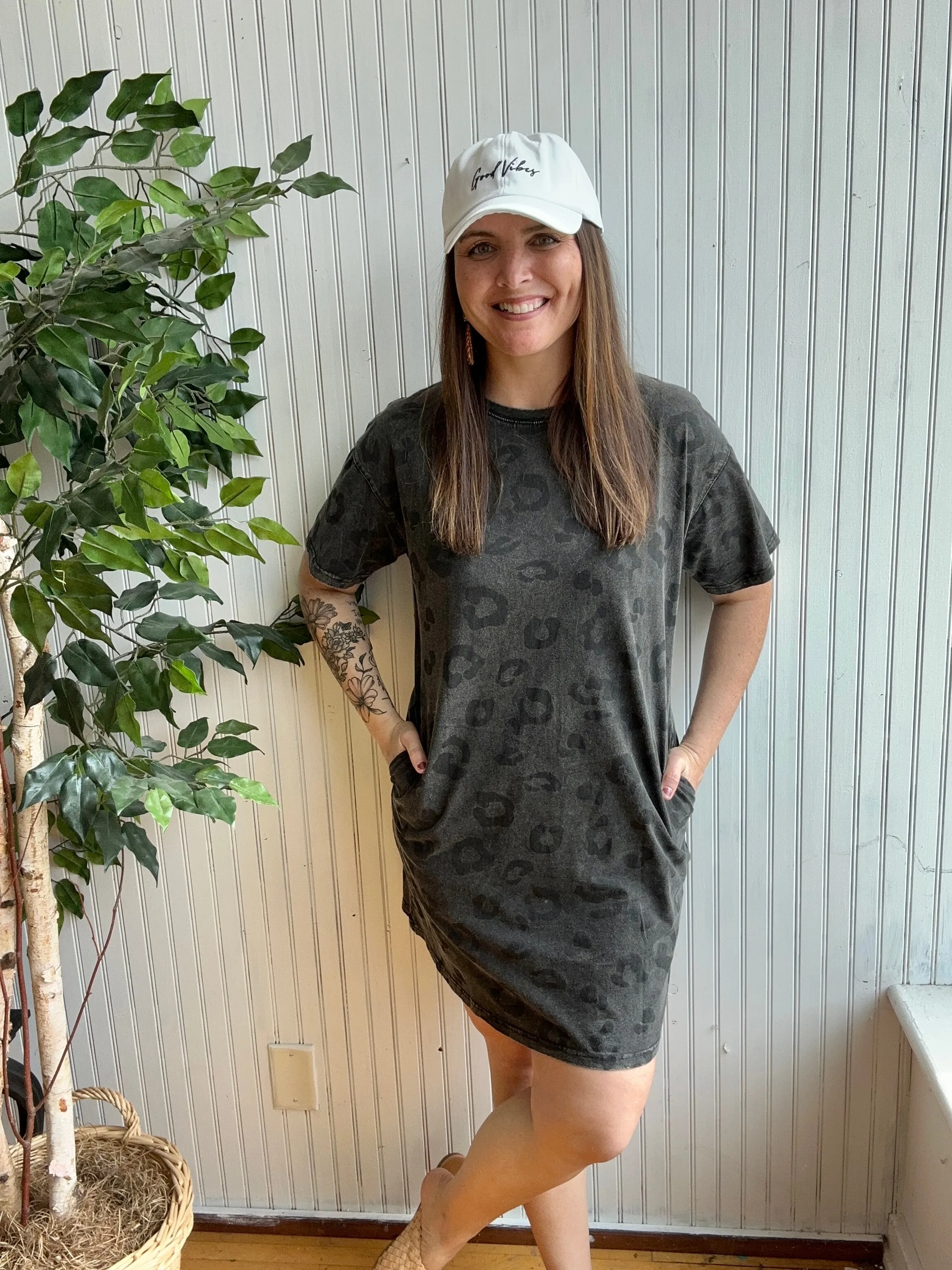 Black & Charcoal Short Sleeve Casual Leopard Dress-Plus