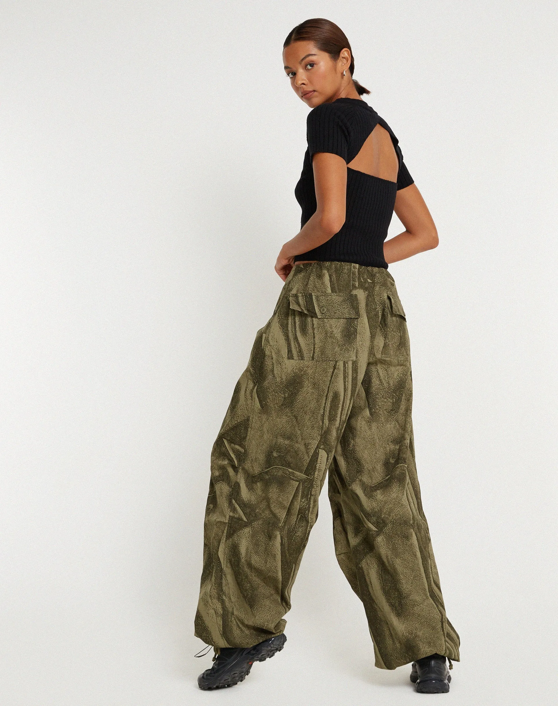 Chute Trouser in Dystopian Crease Khaki