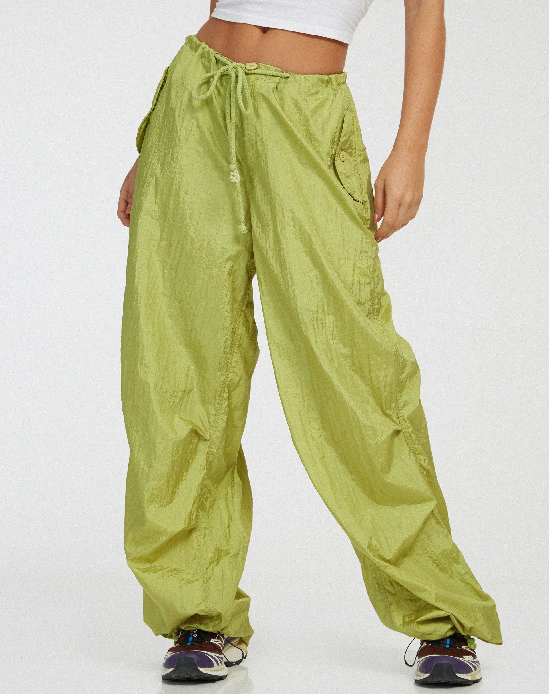 Chute Trouser in Pear Green