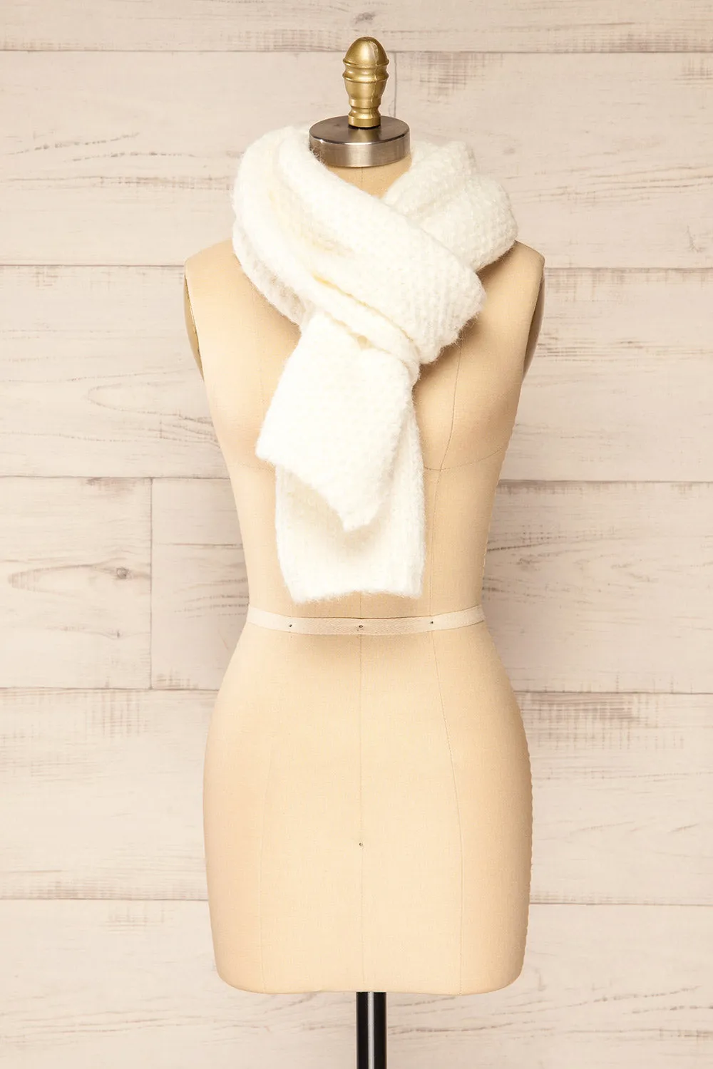 Samsun White | Thick Soft Knit Scarf