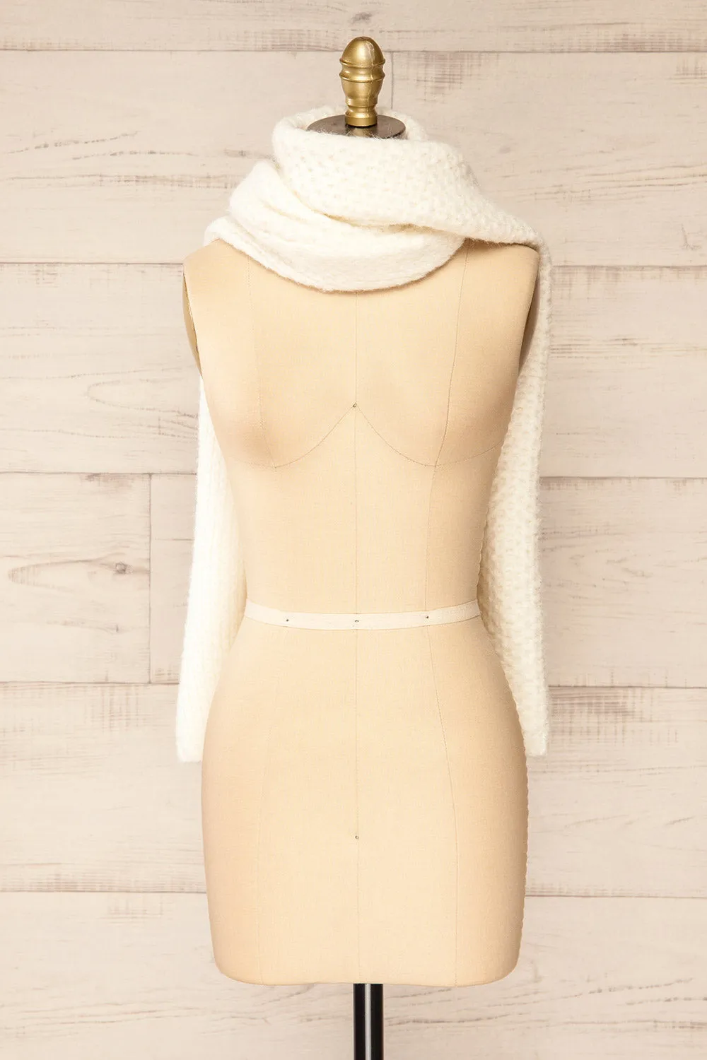 Samsun White | Thick Soft Knit Scarf