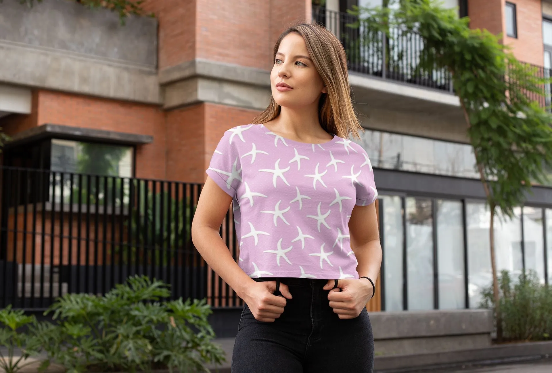 Stay Cool and Stylish: Summer Pink Crop Tees for Women - Trendy, Casual, and Comfortable!