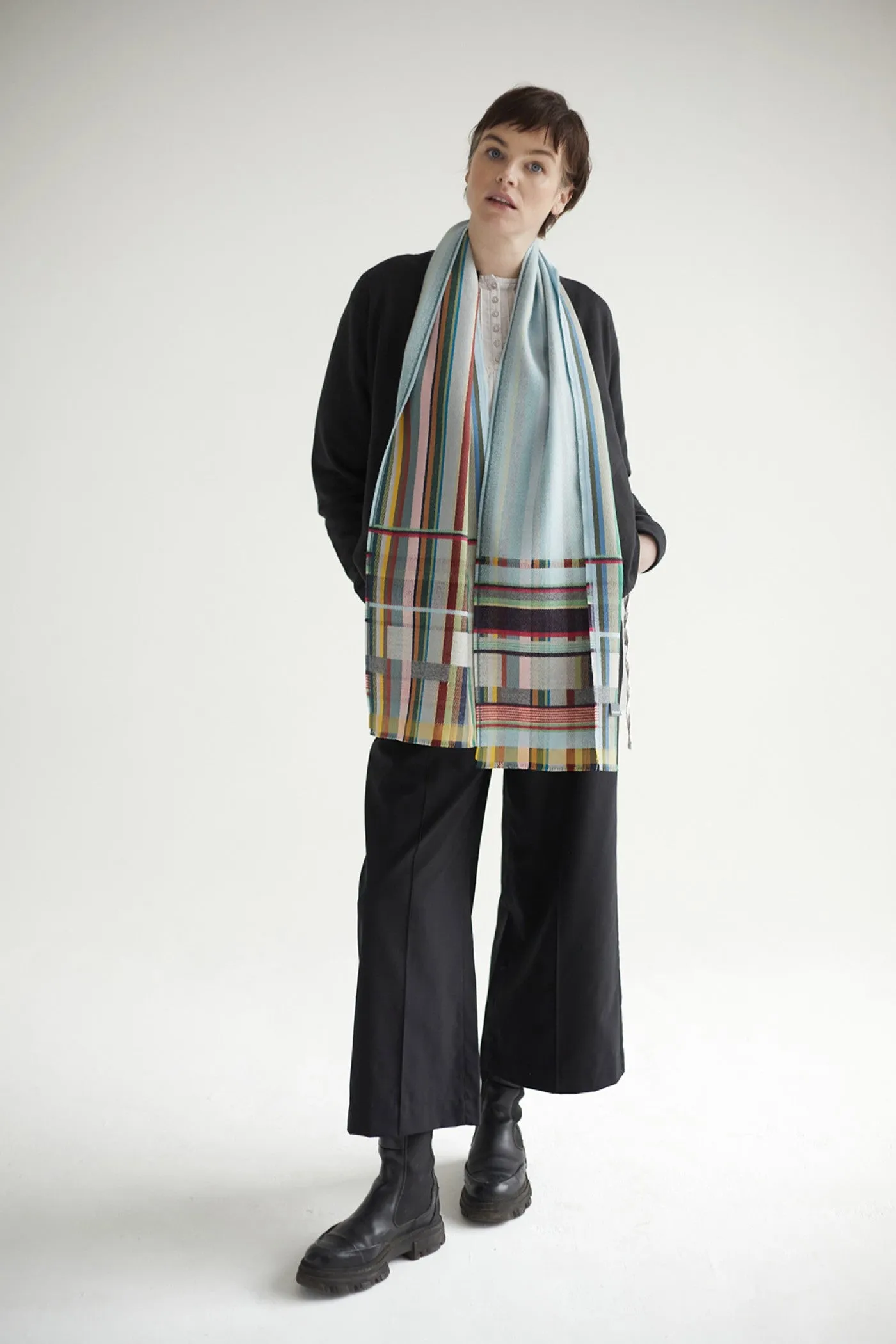 Wallace Sewell Silk and Lambswool scarves - Fritton - Cloud AQUA