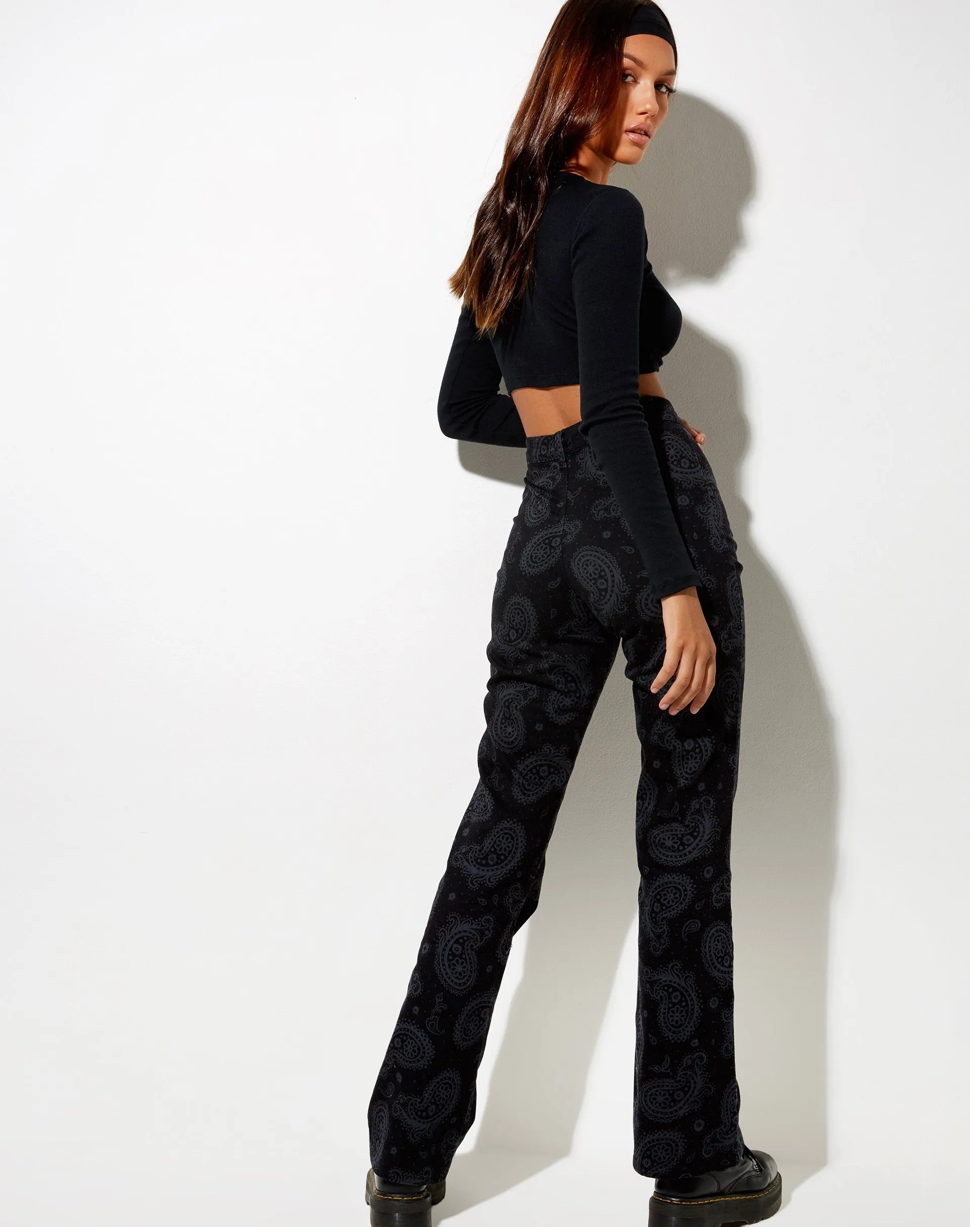 Zoven Flare Trouser in Persian Night Black