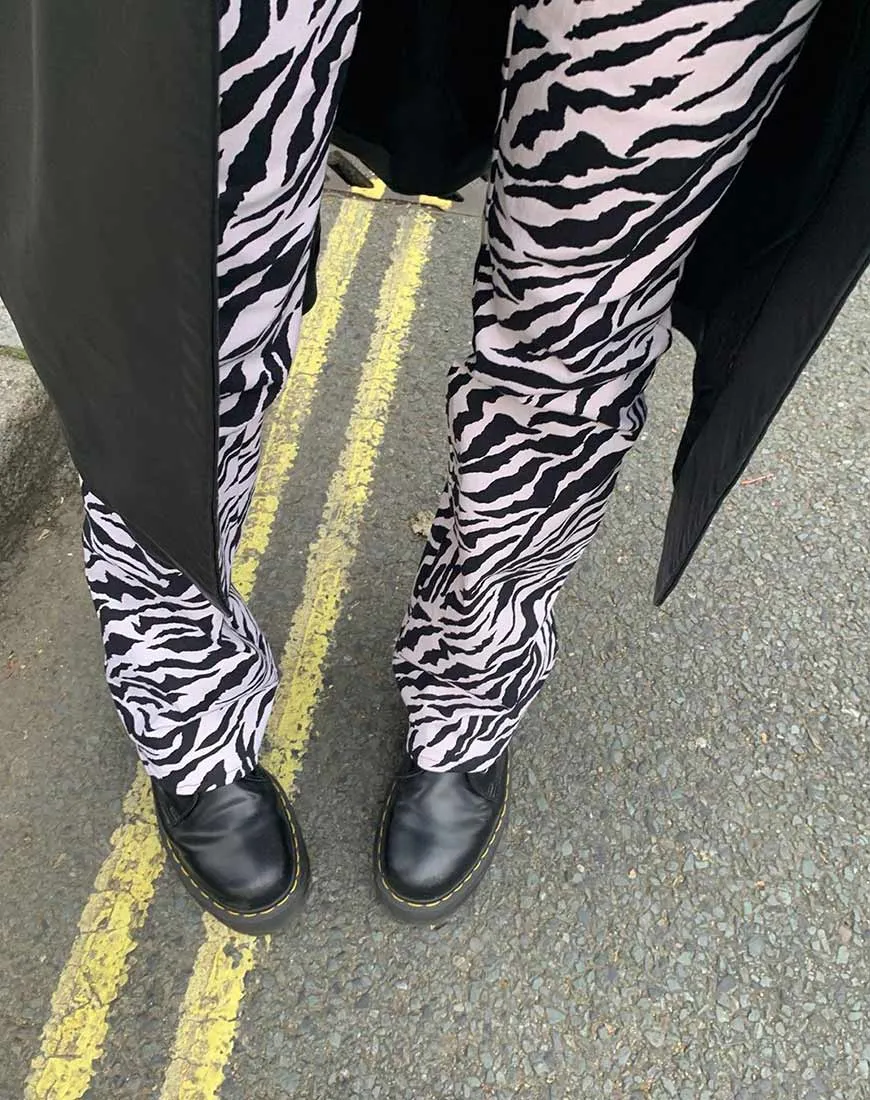 Zoven Trouser in 90's Zebra Black and White